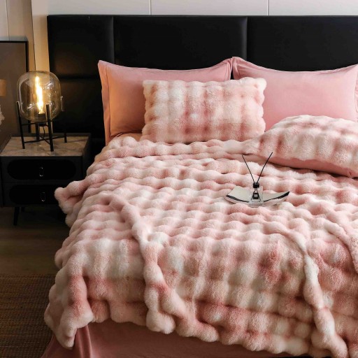 Lenjerie de pat, DeLuxe, cocolino tip blăniță iepure, 2 persoane, 6 piese, roz pudrat marmorat, CC6008