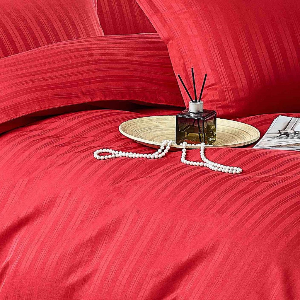 Lenjerie de pat, 2 persoane, damasc, 6 piese, linii late și înguste, rosu , LDA409