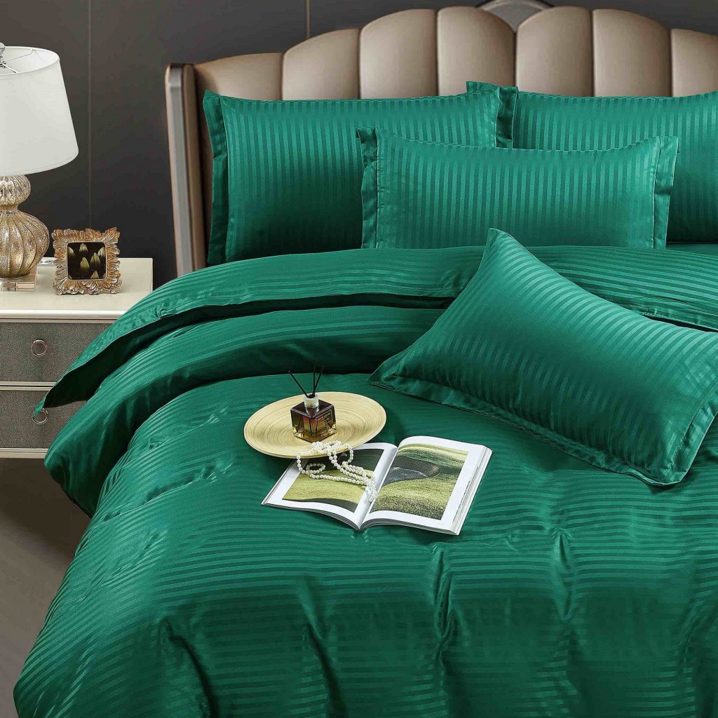 Lenjerie de pat, 2 persoane, damasc, 6 piese, cu elastic, UniDeluxe, verde , LDA261