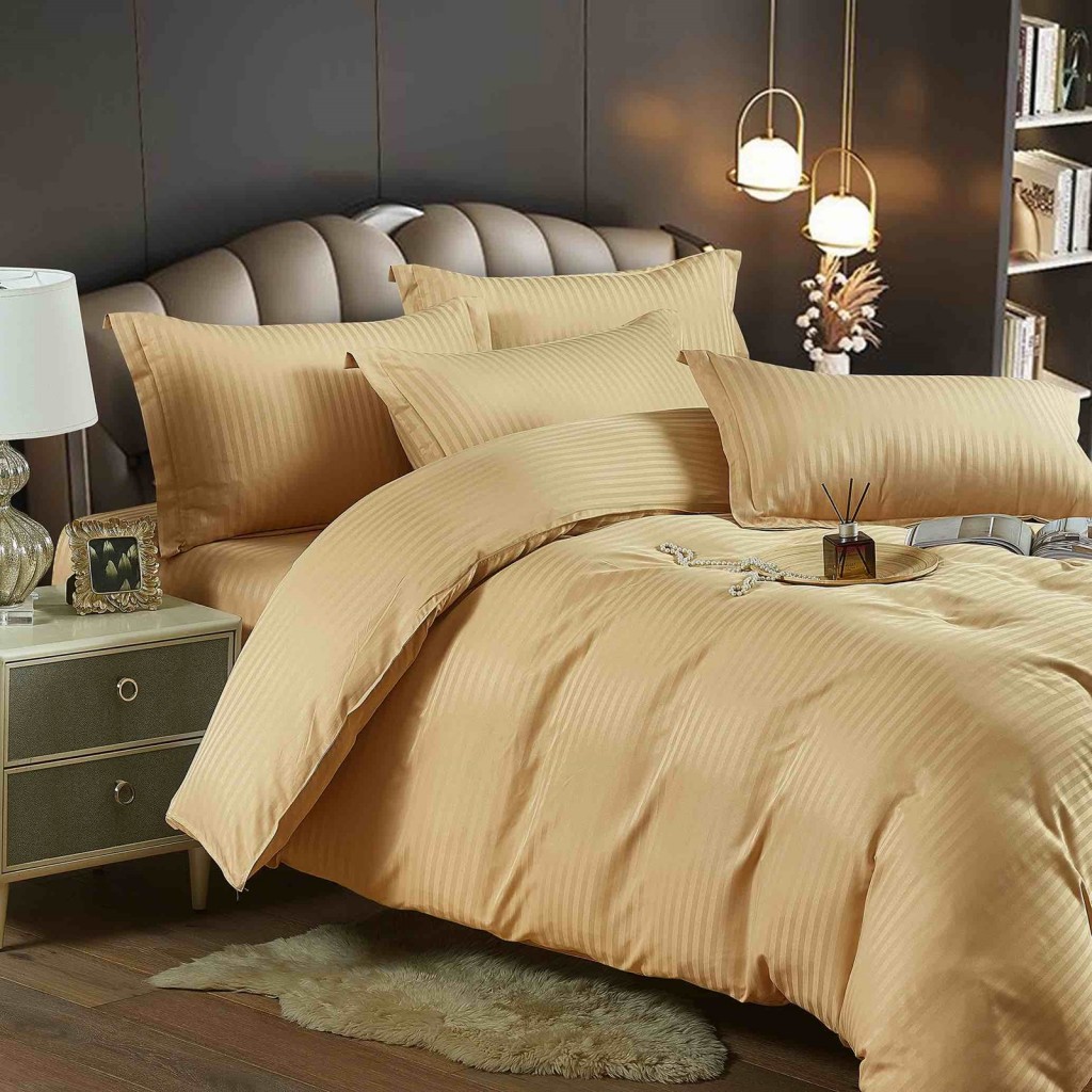 Lenjerie de pat, 2 persoane, damasc, 6 piese, UniDeluxe, crem închis, LDA303