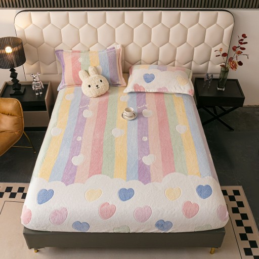 Husă de pat, 2 persoane, cocolino, 3 piese, cu elastic, 180x200cm, crem , cu inimioare, HPC152