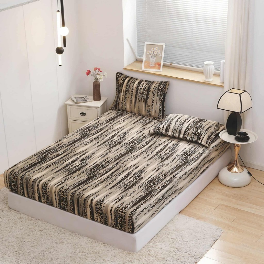 Husă de pat, 2 persoane, cocolino, 3 piese, cu elastic, 180x200cm, crem maro, imprimeu linii, HPC155