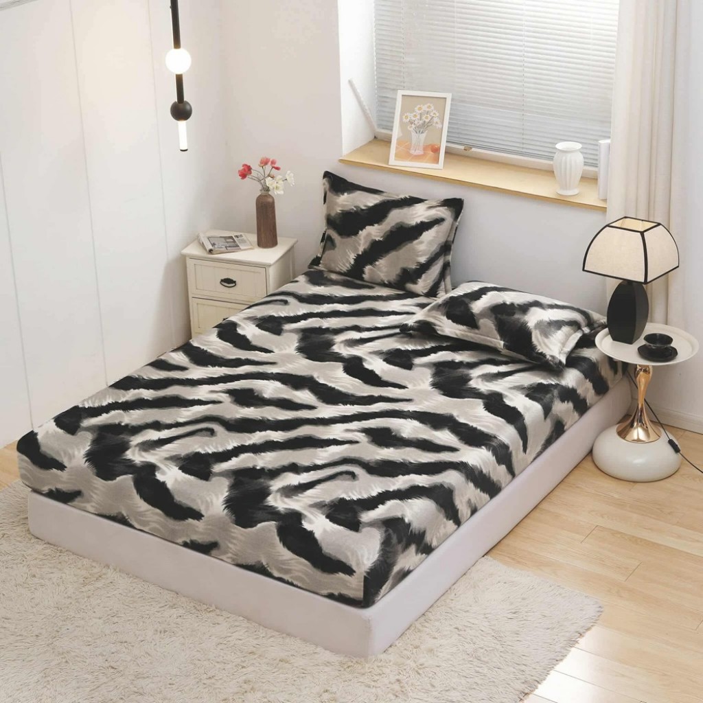 Husă de pat, 2 persoane, cocolino, 3 piese, cu elastic, 180x200cm, gri negru, imprimeu zebră, HPC158