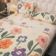 Husă de pat, 2 persoane, cocolino, 3 piese, cu elastic, 180x200cm, crem , cu flori, HPC165