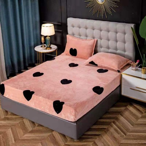 Husă de pat, 2 persoane, cocolino, 3 piese, cu elastic, 180x200cm, roz , cu inimi negre, HPC94