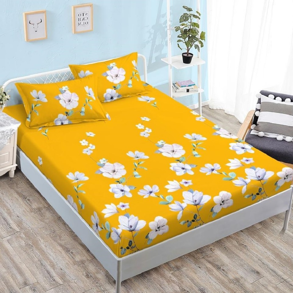 Husa de pat, 2 persoane, finet, 3 piese, cu elastic, galben , cu flori albe, HPF276