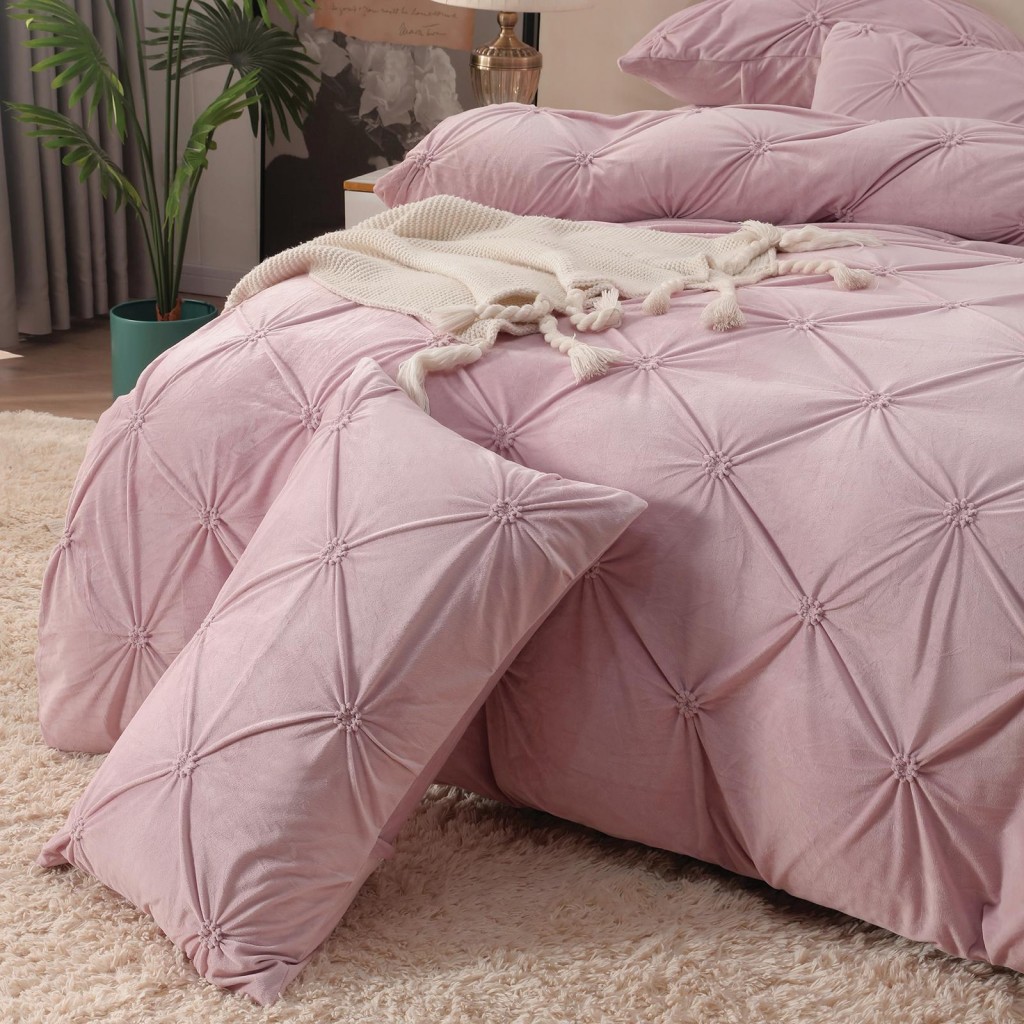 Lenjerie de pat, catifea, 2 persoane, 4 piese, cu elastic, UniDeluxe cu pliuri, 180x200cm, roz pudrat, LFC804