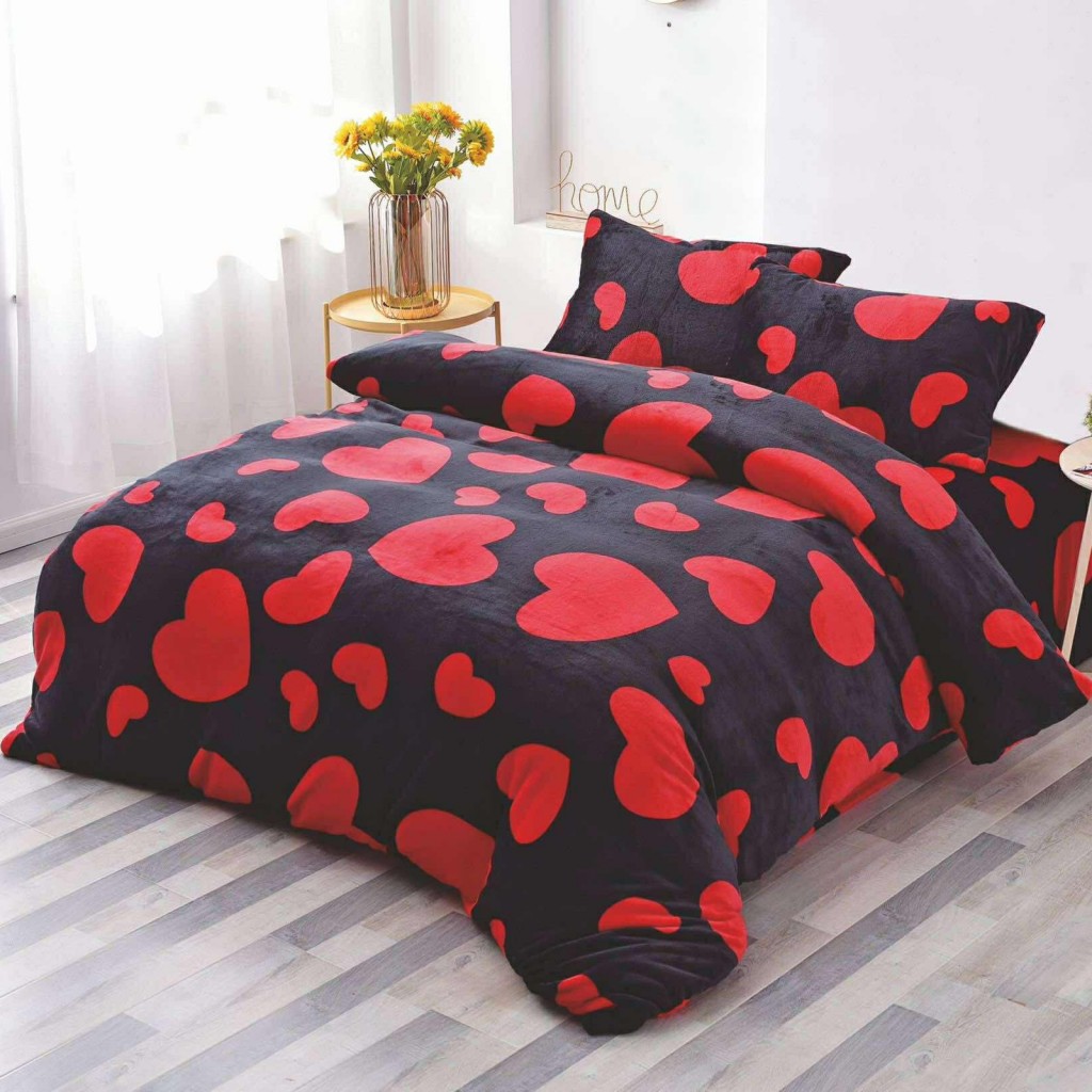 Lenjerie de pat, Cocolino, 2 persoane, 4 piese, negru , cu inimi roșii, CCN4007 Lenjerie de pat, Cocolino, 2 persoane, 4 piese, negru , cu inimi roșii, CCN4007