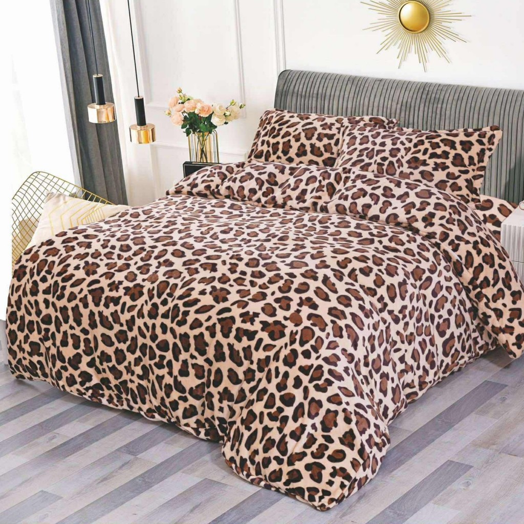 Lenjerie de pat, Cocolino, 2 persoane, 4 piese, crem maro, animal print, CCN4009 Lenjerie de pat, Cocolino, 2 persoane, 4 piese, crem maro, animal print, CCN4009