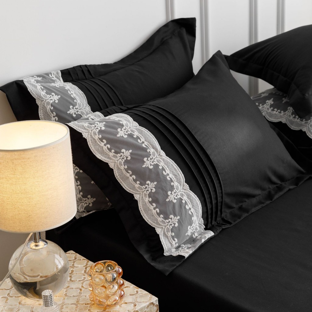 Lenjerie de pat, 2 persoane, finet, 6 piese, Elegant Deluxe Uni, cu broderie pliuri Inima, negru , 230x250cm, LF815