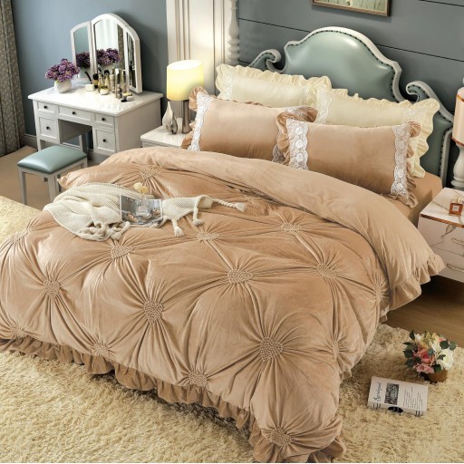 Lenjerie de pat, catifea, 2 persoane, 4 piese, UniDeluxe cu pliuri inimă, 180x200cm, crem închis, LFC904