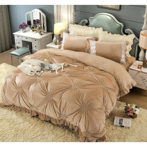 Lenjerie de pat, catifea, 2 persoane, 4 piese, UniDeluxe cu pliuri inimă, 180x200cm, crem închis, LFC904