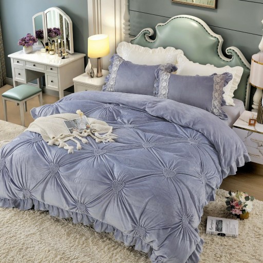 Lenjerie de pat, catifea, 2 persoane, 4 piese, UniDeluxe cu pliuri inimă, 180x200cm, gri deschis, LFC911