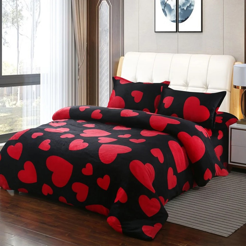 Lenjerie de pat, Cocolino, 2 persoane, 4 piese, cu elastic, negru , cu inimi roșii, CC471