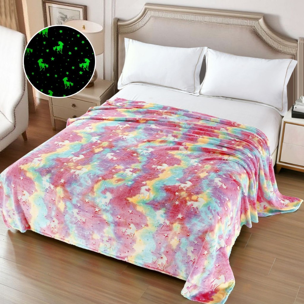 Pătură Cocolino Fosforescentă, 200x230cm, multicoloră , imprimeu steluțe unicorni, PCF110 Pătură Cocolino Fosforescentă, 200x230cm, multicoloră , imprimeu steluțe unicorni, PCF110