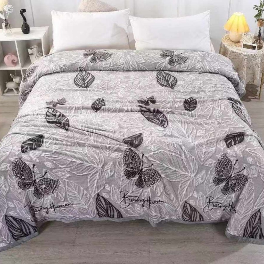 Pătură Cocolino 900gr, 200x230cm, gri , cu fluturi negri și frunze, PCS146