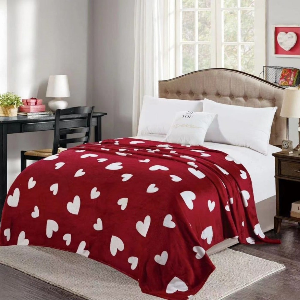Pătură Cocolino 900gr, 200x230cm, roșu , cu inimioare albe, PCS158 Pătură Cocolino 900gr, 200x230cm, roșu , cu inimioare albe, PCS158