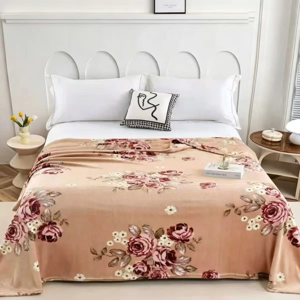 Pătură Cocolino 900gr, 200x230cm, alb , maro , cu flori, PCS205 Pătură Cocolino 900gr, 200x230cm, alb , maro , cu flori, PCS205